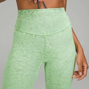 NWOT Lululemon base pace high-rise 23” crop in city grit green size 4